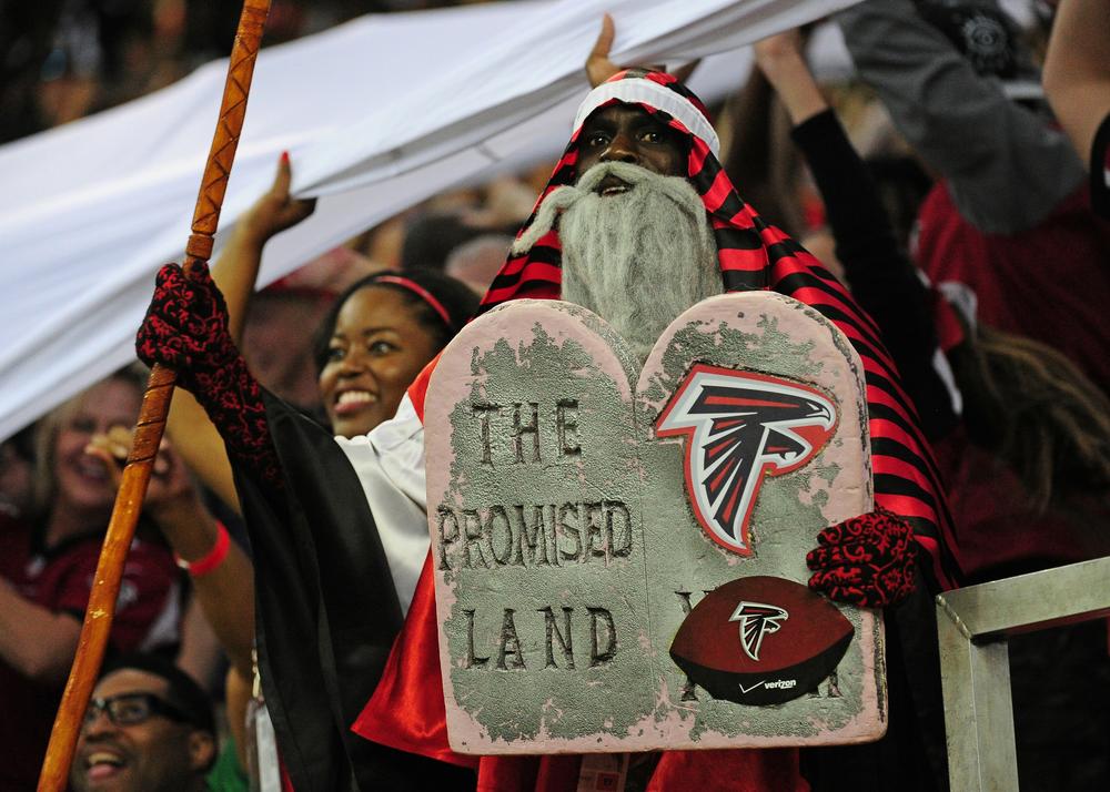 Over The Top NFL Fan Costumes More Entertaining Than The Game