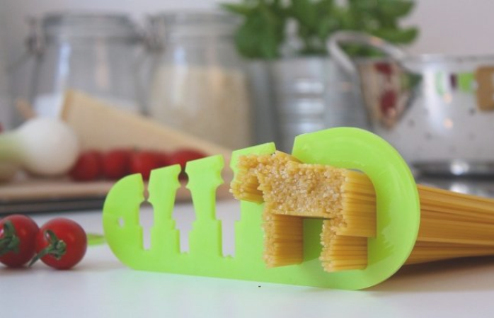 If you've ever said you were hungry enough to eat a horse, this pasta measuring device has you covered. (Although I'm slightly alarmed that the first three options are humans.)