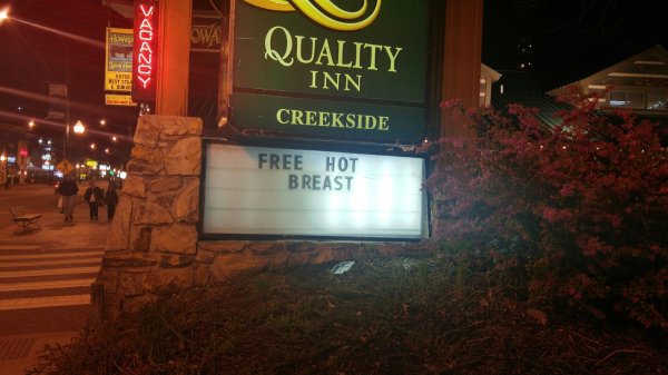 quality inn and suites - Kozdod Quality Inn Creekside Free Hot Breast