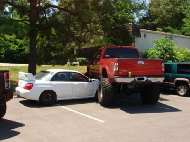 Extremely Satisfying Photos of Parking Lot Justice
