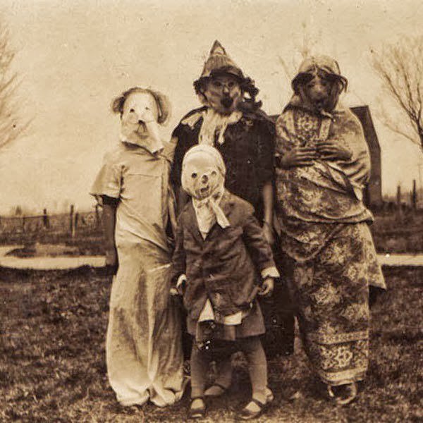 Freaky vintage halloween costumes are serious nightmare fuel