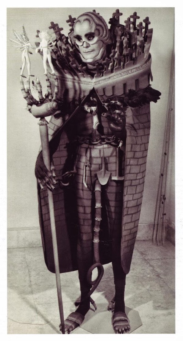 Freaky vintage halloween costumes are serious nightmare fuel