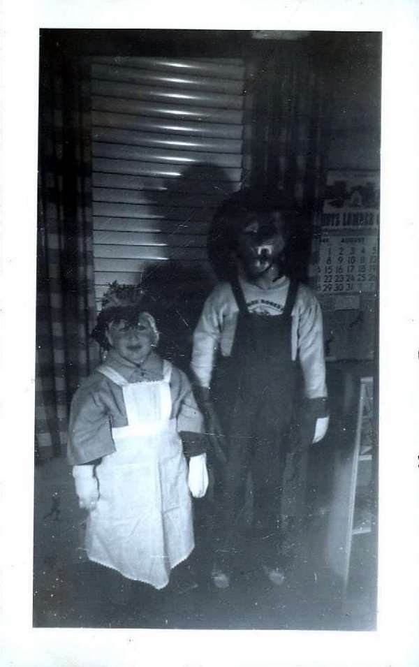 Freaky vintage halloween costumes are serious nightmare fuel