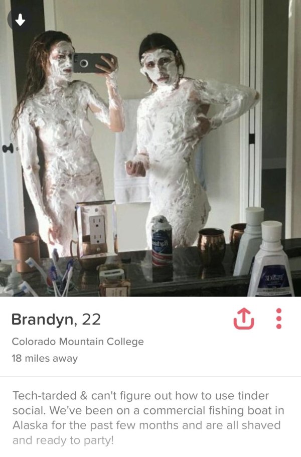 Tinder profiles that are full of WTF