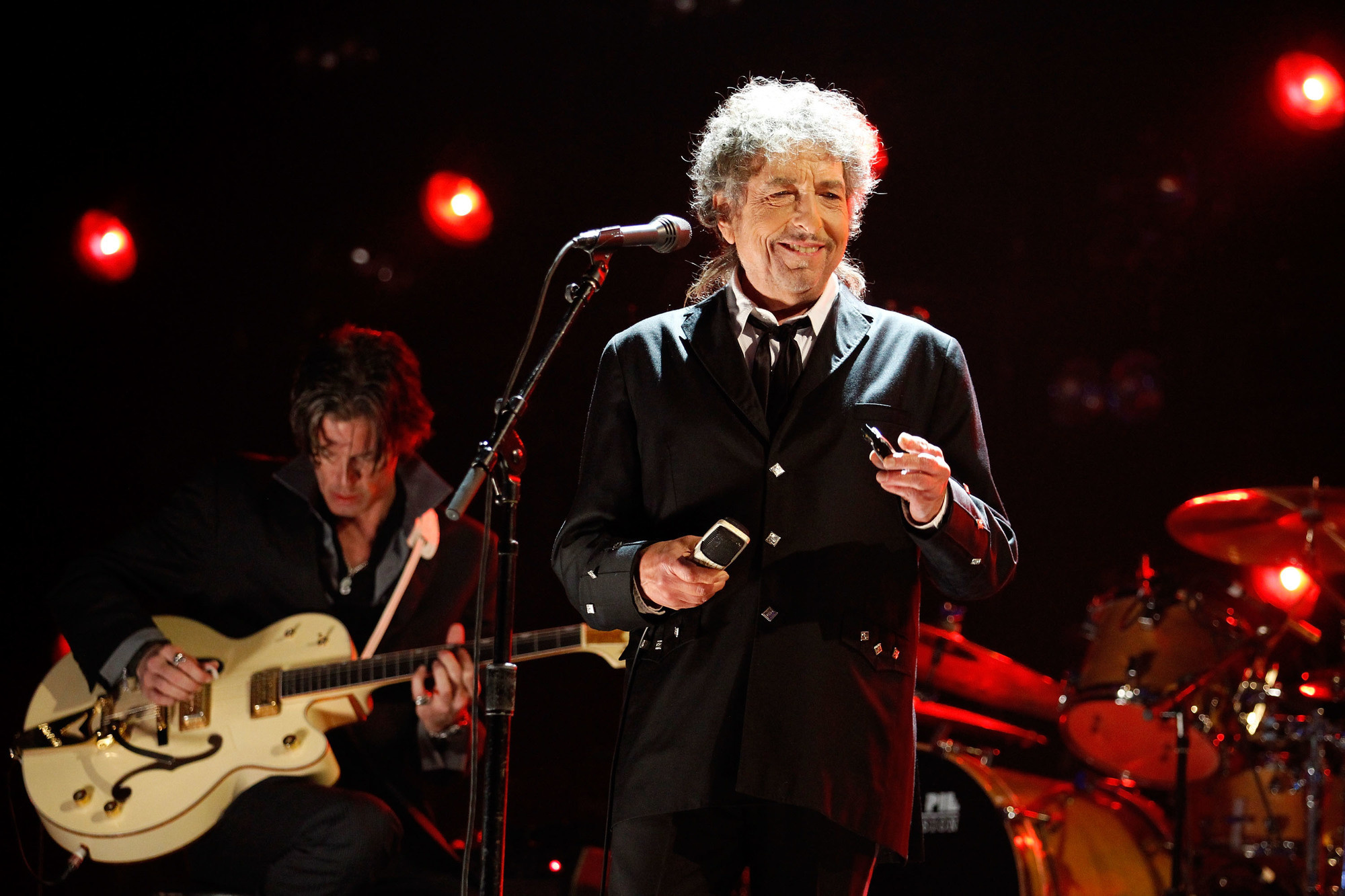 Bob Dylan's tour may not have been never ending but it sure felt that way.
The musician began touring in 1988, and continued to do nearly 100 shows per year over a period of 28 years. It's believed that his "Never Ending Tour" had over 2,700 shows worldwide.