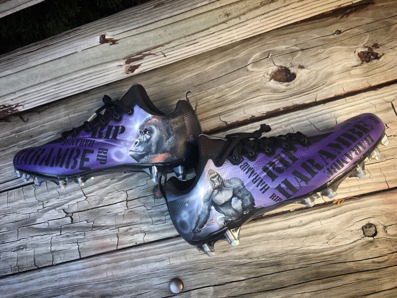 NFL Player Jerick McKinnon is wearing cleats that say “RIP Harambe”