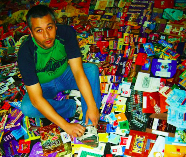 World’s Largest Collection of Candy Wrappers.
Most of us would rather eat candy, but Milan Valdivia prefers to keep the wrappers. The Peru native has spent more than 30 years amassing thousands of candy wrappers from all over the world. As of December 2015, he owned the world’s largest collection of them – 5065 of them.