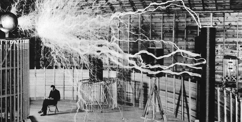 Nikola Tesla once paid an overdue hotel bill with a ‘working model’ of his ‘death beam’. He warned the management never to open it without taking proper precautions to avoid detonation. After his death in 1943, the box was pried open & they found nothing but a bunch of old lab components