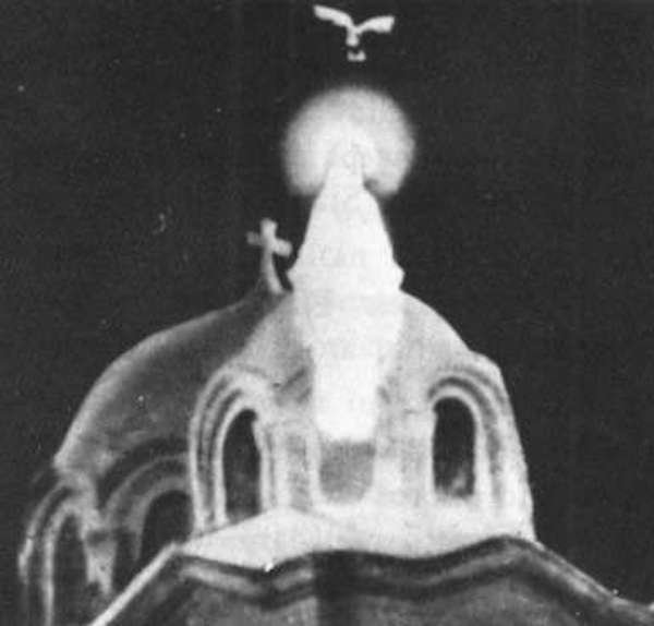 The Mary’s of Zeitoun
Egypt, 1968
In Zeitoun, Egypt people began seeing patches of glowing light over a Coptic Orthodox Church. Hundreds of thousands of faithful, flocked to the church, claiming to see a vision of the Virgin Mary and worrying about the beginning of the end. Instead, scientists chalked it up to seismic activity and some sort of luminescent gas.