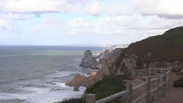 In 2015, a gruesome murder-suicide rocked the jet set Cascais community of Quinta Patiño, after a husband and wife were found dead at separate locations. The body of 58-year-old Anders Christer Larsson was found at the foot of Cabo da Roca, the westernmost point of Europe. 

Vacationers who flock to the area every weekend were shocked to see Larsson, a Swedish national, throw himself off the cliff. As firemen scrambled to recover the body, no one appeared aware of the full extent of the tragedy. Hours later, a security guard at Quinta Patiño found the body of Larsson's 60-year-old wife inside the house.

Police believe Larsson killed her and then drove to Cabo da Roca to jump. Larsson's wife was a Brazilian property magnate, who owned a São Paulo company called Tranesco Empreendimentos. Quinta Patiño is “one of the most expensive and exclusive condominiums in the country.”