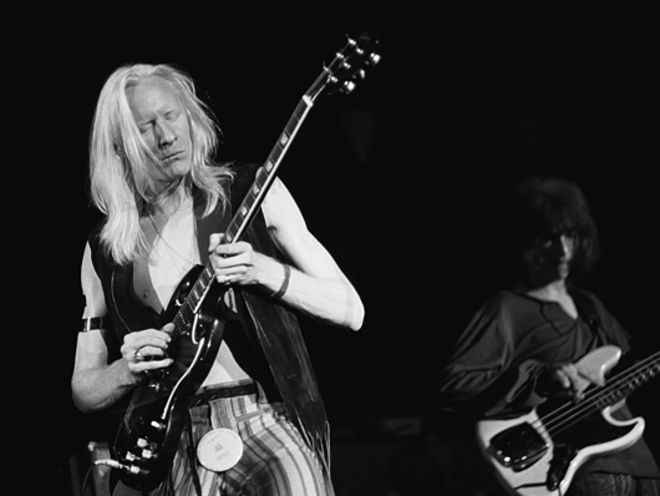 Johnny Winters manager had been slowly lowering his methadone dosage for 3 years without Johnny’s knowledge and, as a result, Johnny was completely clean of his 40 year heroin addiction for over 8 months before being told he was finally drug free
