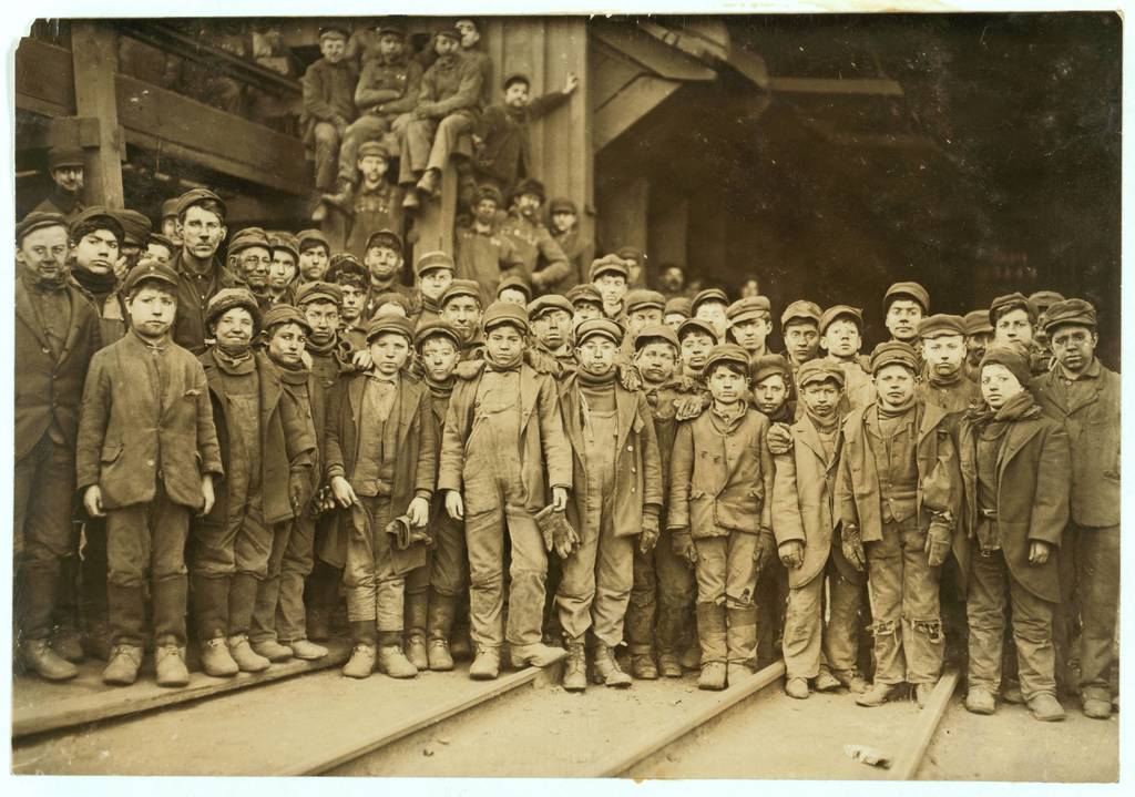 breaker boys working in ewen breaker of pennsylvania coal co