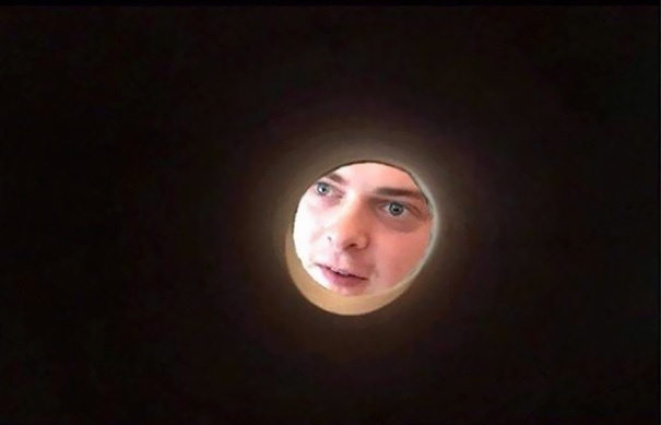 Pretend you're the moon by taking a selfie through a toilet roll tube.
