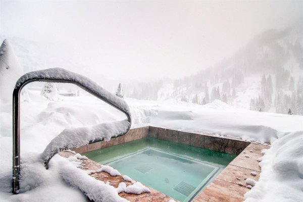 hot tub freezing