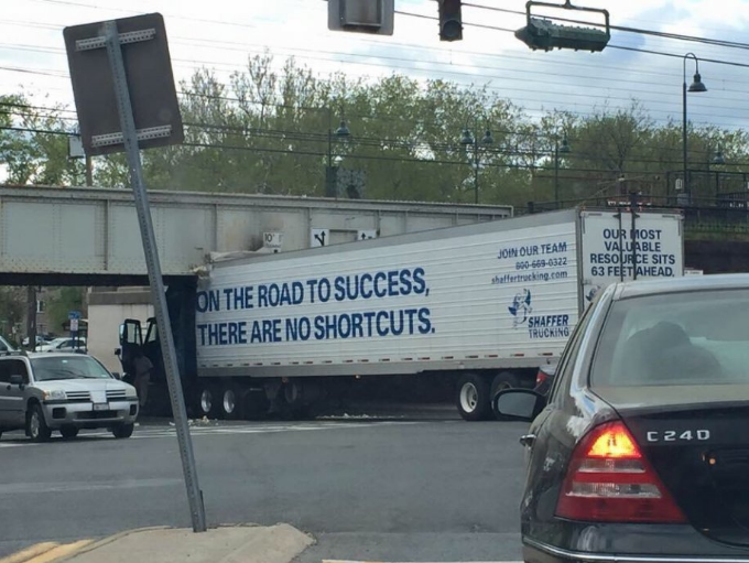 15 Lil' Bits Of Irony For Your Viewing Pleasure