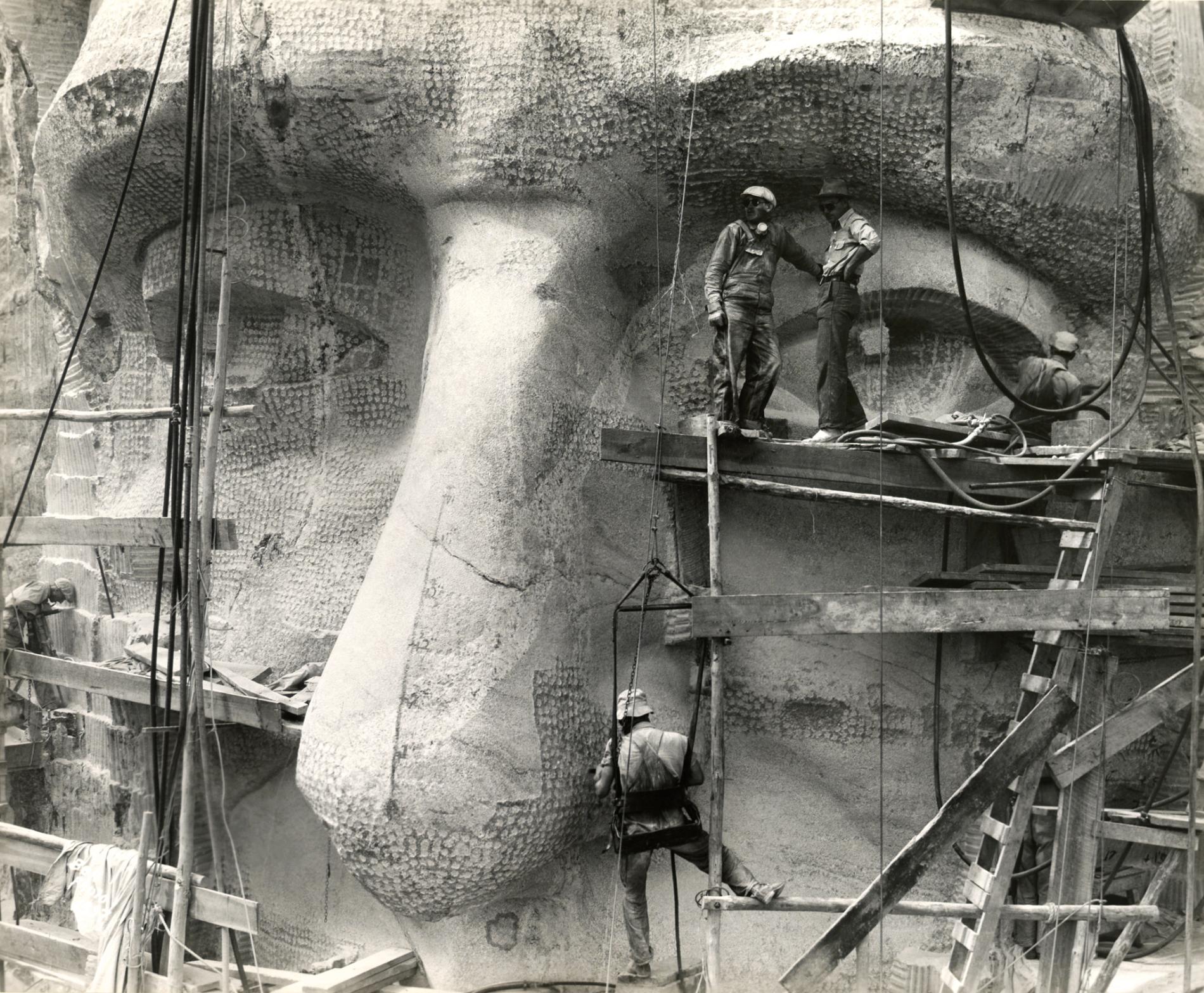 Mount Rushmore construction – 1930s