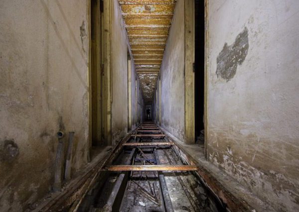 Even the floors, held secrets. Sure you could walk on them but they also installed rails beneath the floorboards to allow for materials to be moved in and out quickly.