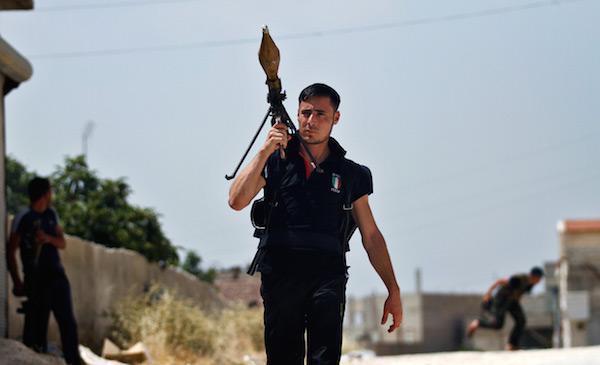 ridiculously photogenic syrian rebel