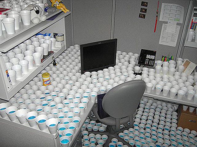 30 office pranks worth getting fired over
