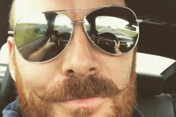 The day before his wedding, a United Kingdom man took his last "single" selfie and posted it on Twitter with a sweet message about how scared, yet excited, he was to marry his bride to be, but there was just one problem he took the photo while driving, which is illegal. He outed himself while wearing his sunglasses, which reflected the road ahead of him as he held his phone in one hand and steered with the other. 

An officer stumbled upon the selfie on Twitter and responded with, "Just to keep everyone current on the situation... It is people like this who end up destroying people lives through their own stupidity," referring to the dangers of distracted driving. Please get in touch, and we'll send you your wedding present. $200 fine & 6 points, tweeted the Northumbria Police's official account. 

After being caught red-handed, the driver, who used the handle @Geordie_aviator, deactivated his Twitter account, presumably to keep authorities from actually being able to find and ticket him for his careless stunt.