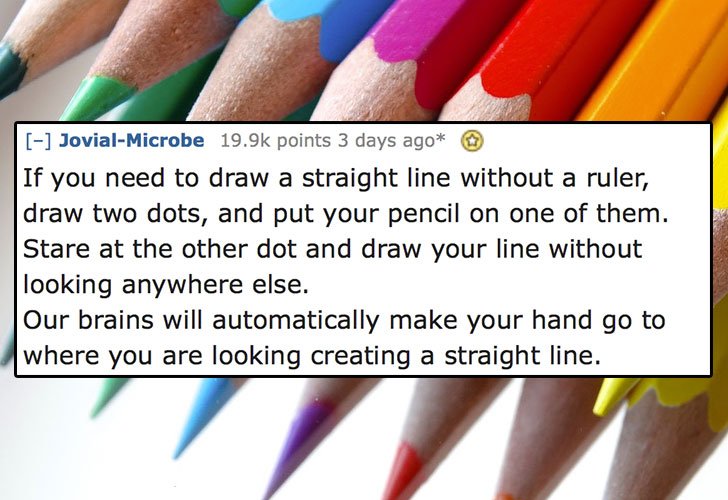 Life hack on how to draw a straight line without a ruler.