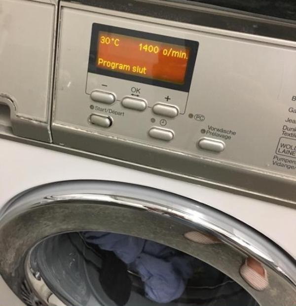 washing machine - 30C 1400 omin. Program slut StartDecor Jea Dunk Vorwsche Prelavage Textile Wole Laine Pumpen Vidange