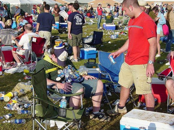 30 people wasted at music festivals