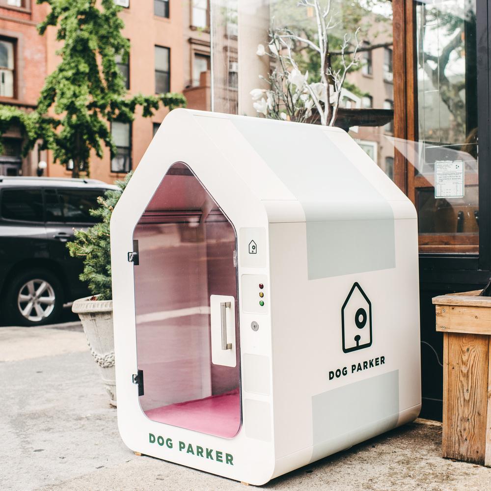 A subscription based, climate controlled Dog house in Brooklyn so you can leave your dog safely while shopping