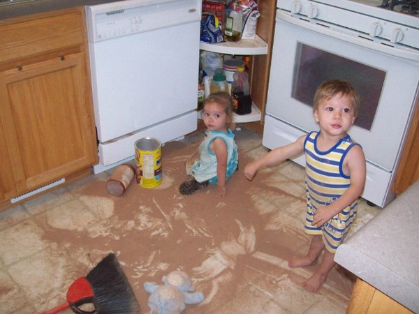 14 reasons you don't leave your kids alone