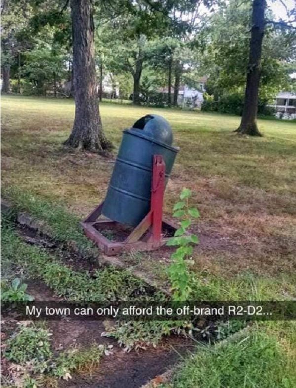 r2d2 let himself go - My town can only afford the offbrand R2D2