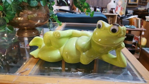 Fat frog statue found at Thrift Shop