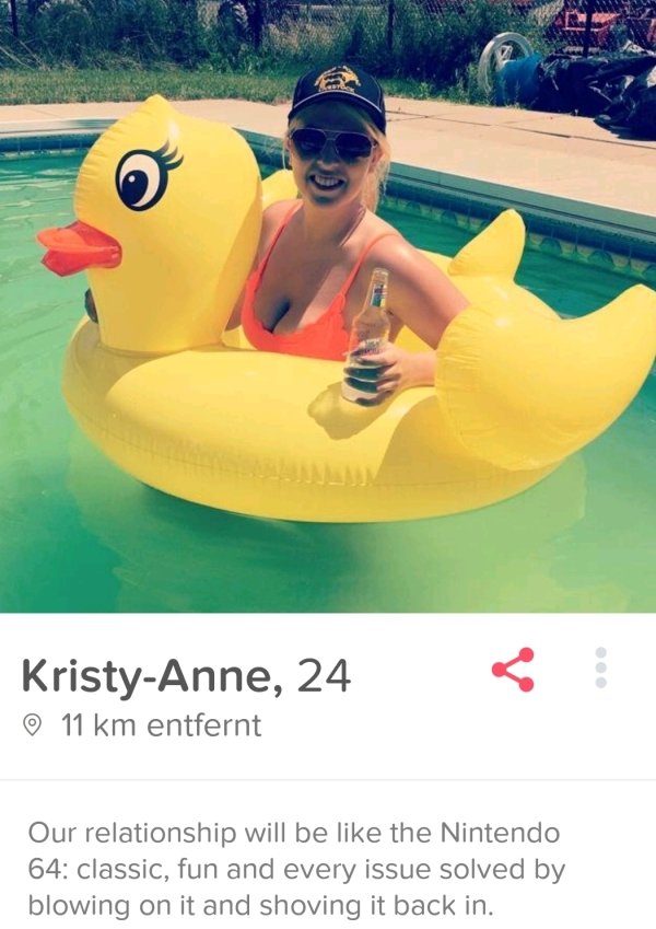 30 Tinder profiles that will make you take a double look