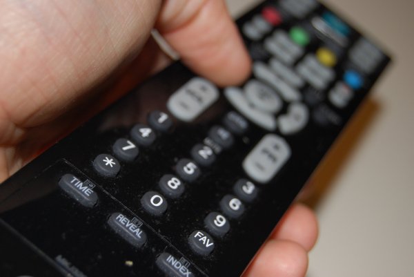 For siblings, fighting over the television remote is a pretty routine thing except when it goes to another level. In Siberia, a 13-year-old boy allegedly shot his 17-year-old sister in the face after fighting over the remote.