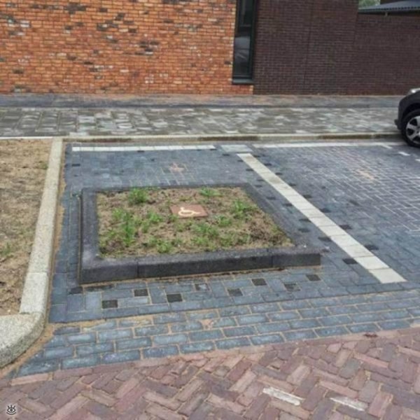 33 construction fails