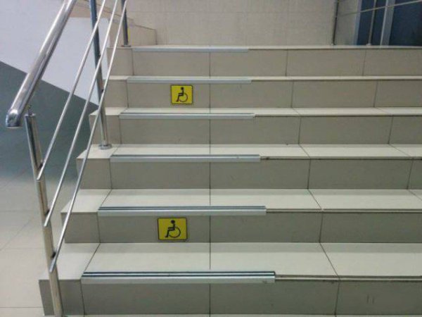 33 construction fails