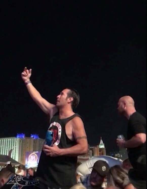 guy flipping off vegas shooter