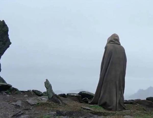 Star Wars: The Force Awakens (2015)Die-hard fans can’t quit pausing to try and decipher if that truly is a headstone next to Luke.