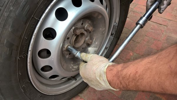 “When my boyfriend changed my tire. He did it like it was nothing, it was so damn sexy.”