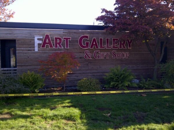 house - Fart Gallery & Gift Shop