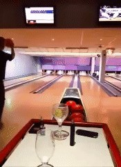 ten pin bowling - Lat