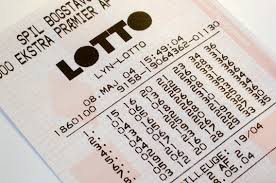 Not me, but an old coach of mine won the lottery - twice - with both prizes being worth over $100,000...

within a year