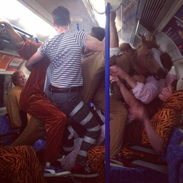 30 Bizarre Things Seen On The Subway