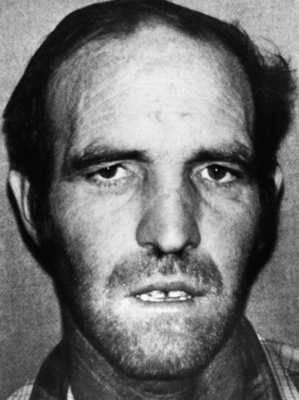 Though many names on this list would be an exception, serial killers aren’t typically as bright as most people, with an average IQ of 94.5 (The American average is 98). Take Otis Toole, whose partner in crime called him the “worstest killer in the world.”