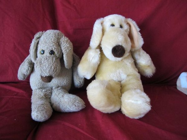 A father gave his grandson the same stuffed animal he gave his son 33 years earlier.