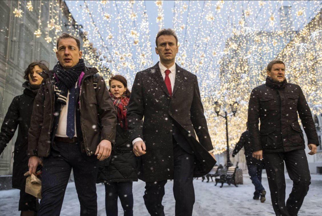 Banned by Putin for running for President of Russia, here’s opposition leader Alexei Navalny looking like a boss, going to register anyway