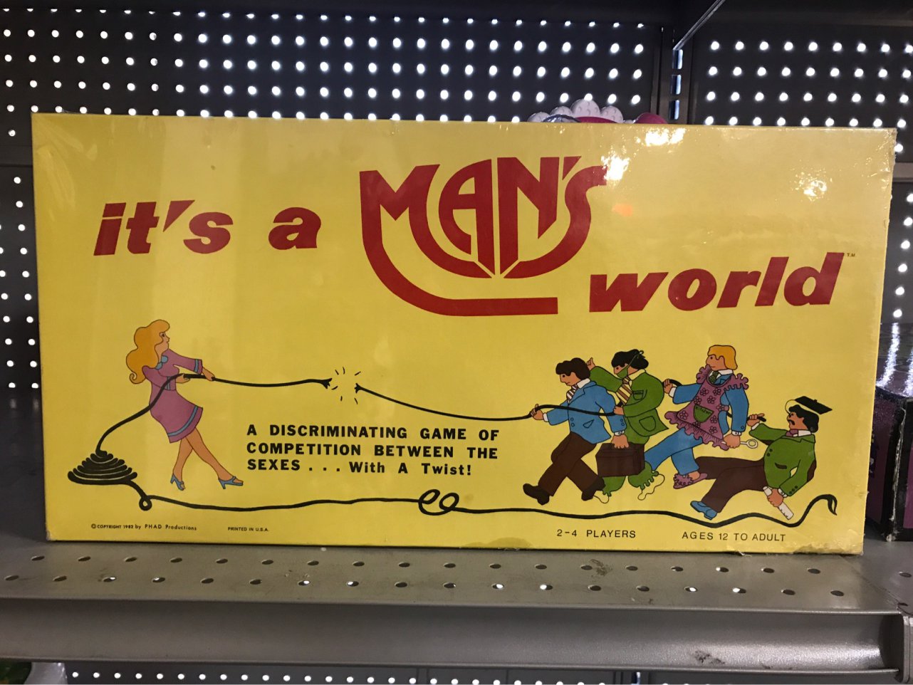 thrift store hampden park - it's a Mworld Cd 25 Aulas 988 A Discriminating Game Of Competition Between The Sexes... With A Twist! O Copyright 19by Phad Productions Pented In Usa 24 Players A Ges 12 To Adult
