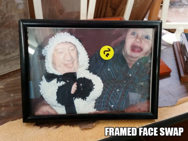 picture frame - Framed Face Swap