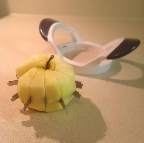 broken apple slicer in apple