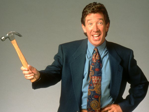 Tim Allen was arrested at an airport in Michigan in 1978 for the possession of nearly 1.5 pounds of cocaine.