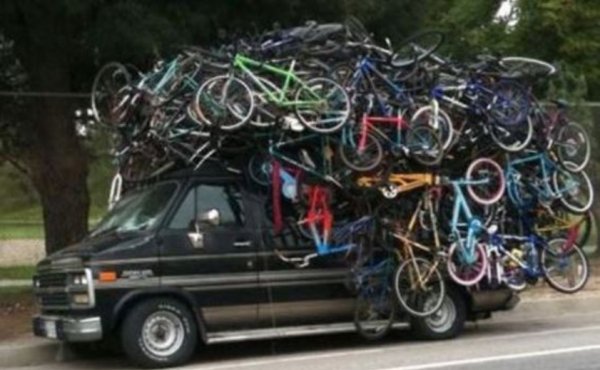 wtf too many bikes on a car